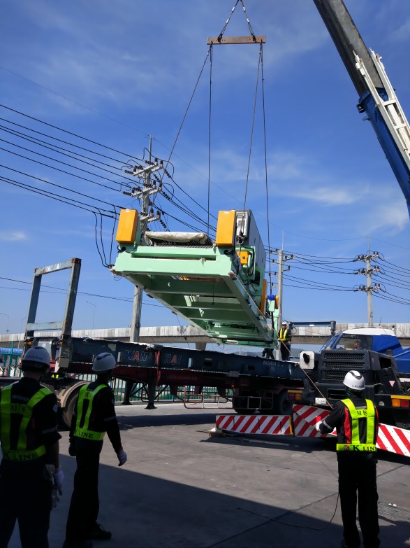 某日系エアコンメーカーの設備更新事例